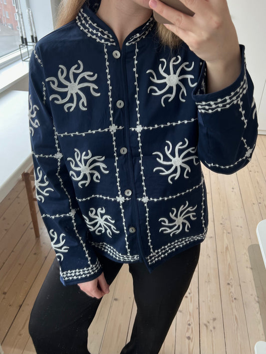 Broderet jakke