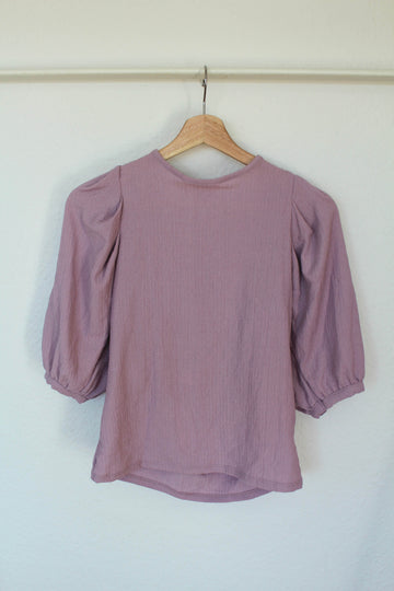 Crinkled bluse med pufærmer- str. S