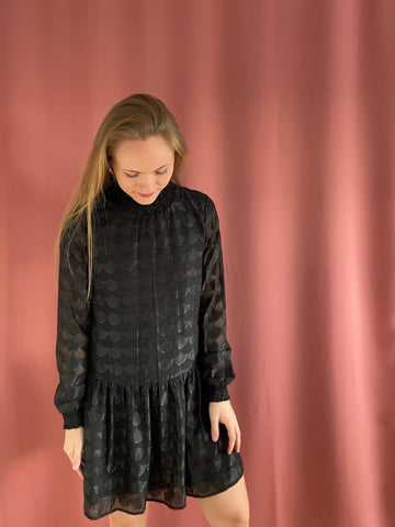 Antonia smock dress fra Only - str. 36