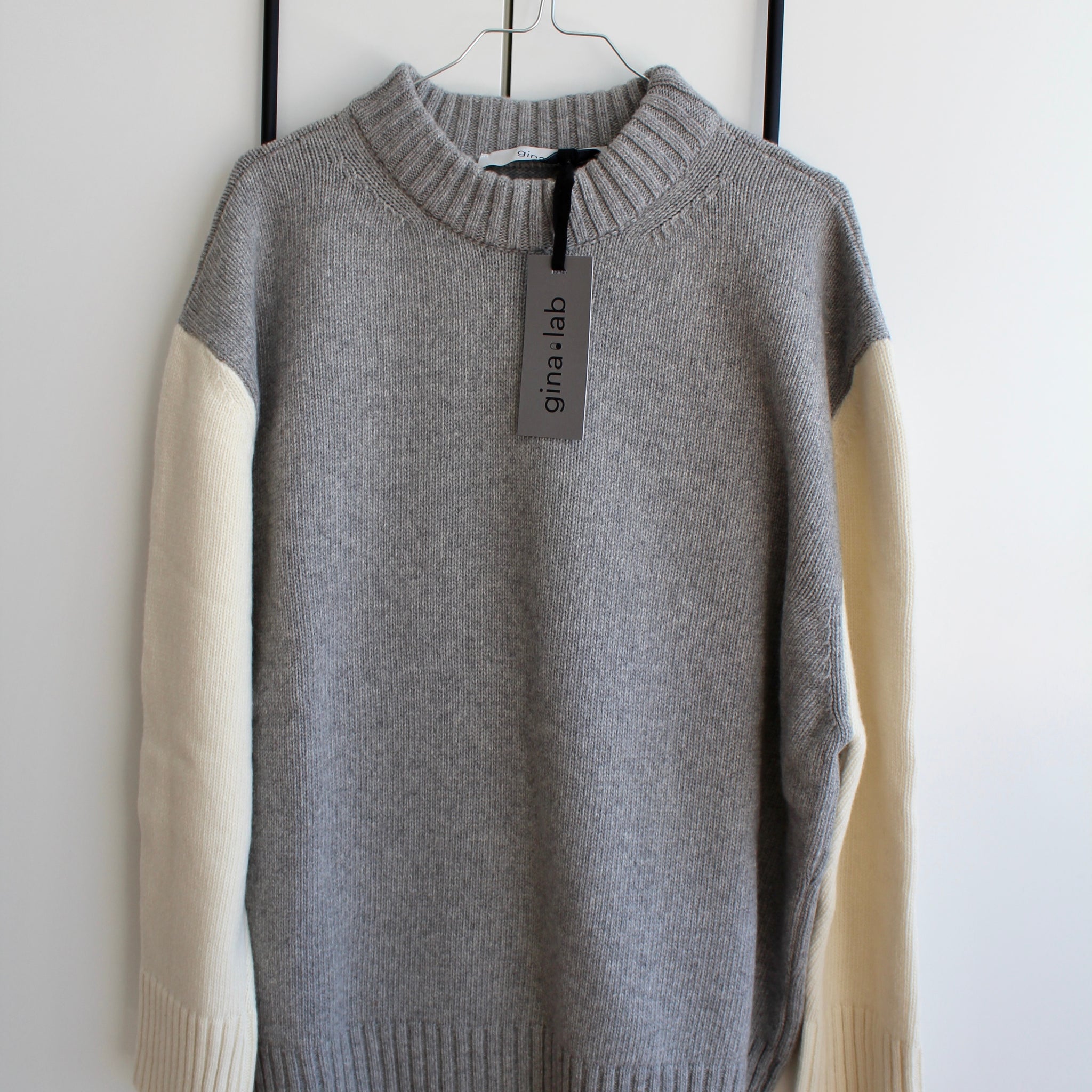 Issie knitted sweater - str. M