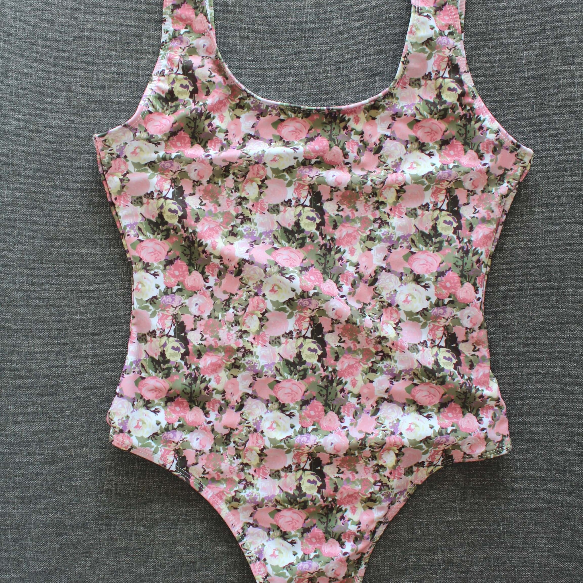 Recycled High Leg Swimsuit fra NAKD - str. S